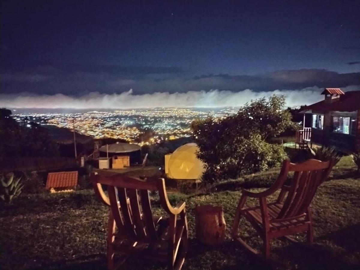 Aparthotel Quinta Bella Vista Cartago Zewnętrze zdjęcie