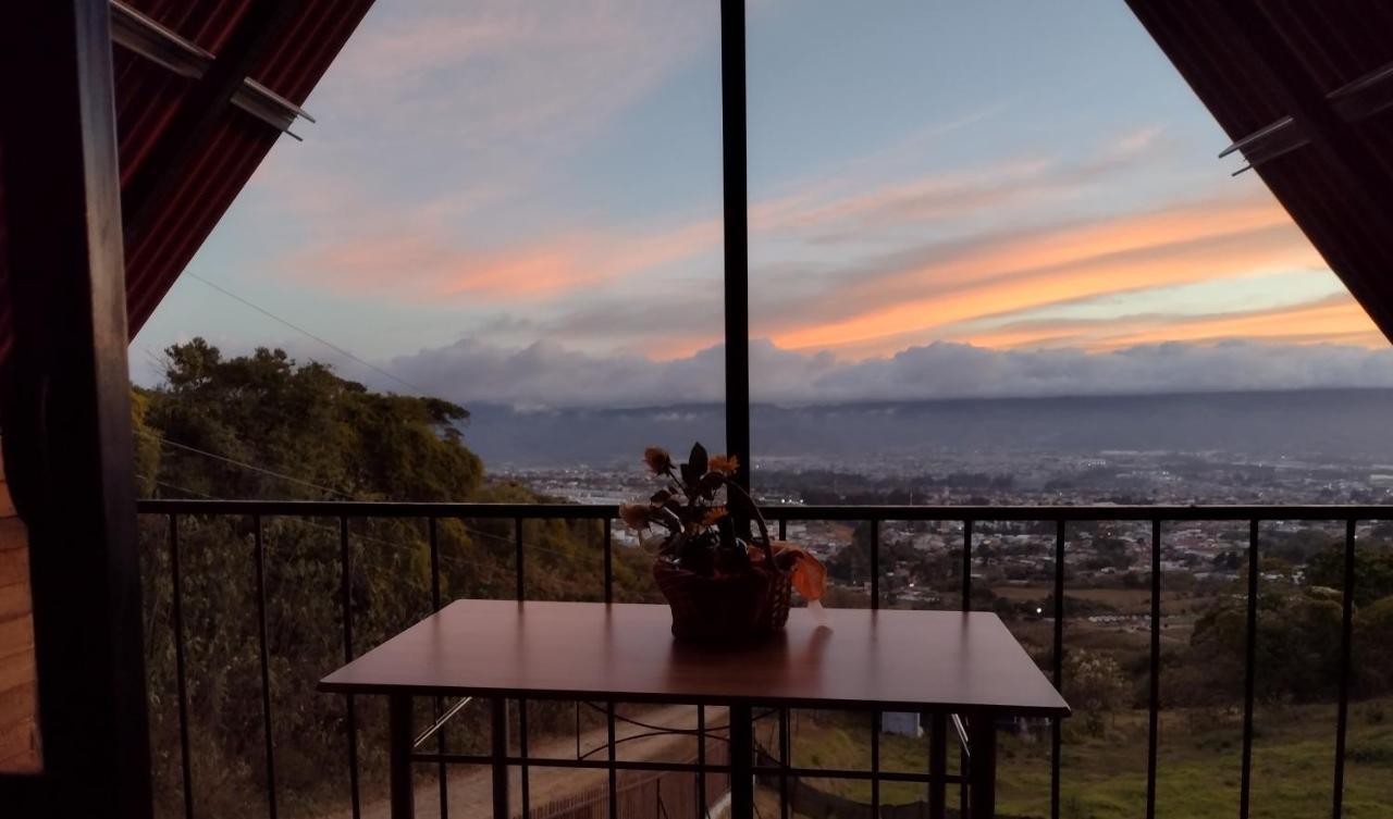 Aparthotel Quinta Bella Vista Cartago Zewnętrze zdjęcie